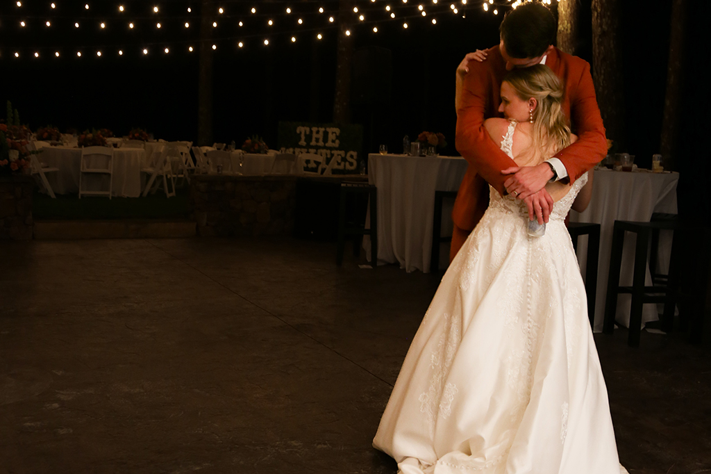 Wedding at Hurricane Creek Lodge